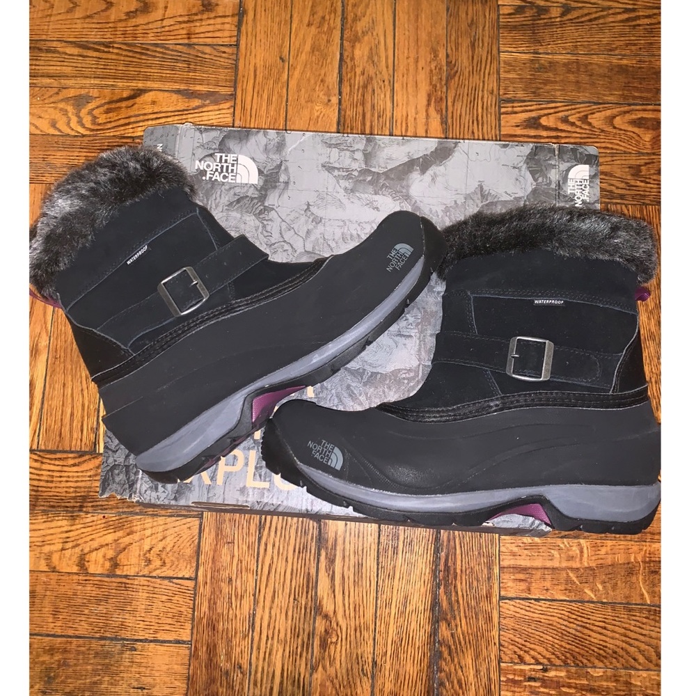 NorthFace Chilkat III Women’s Winter Boots